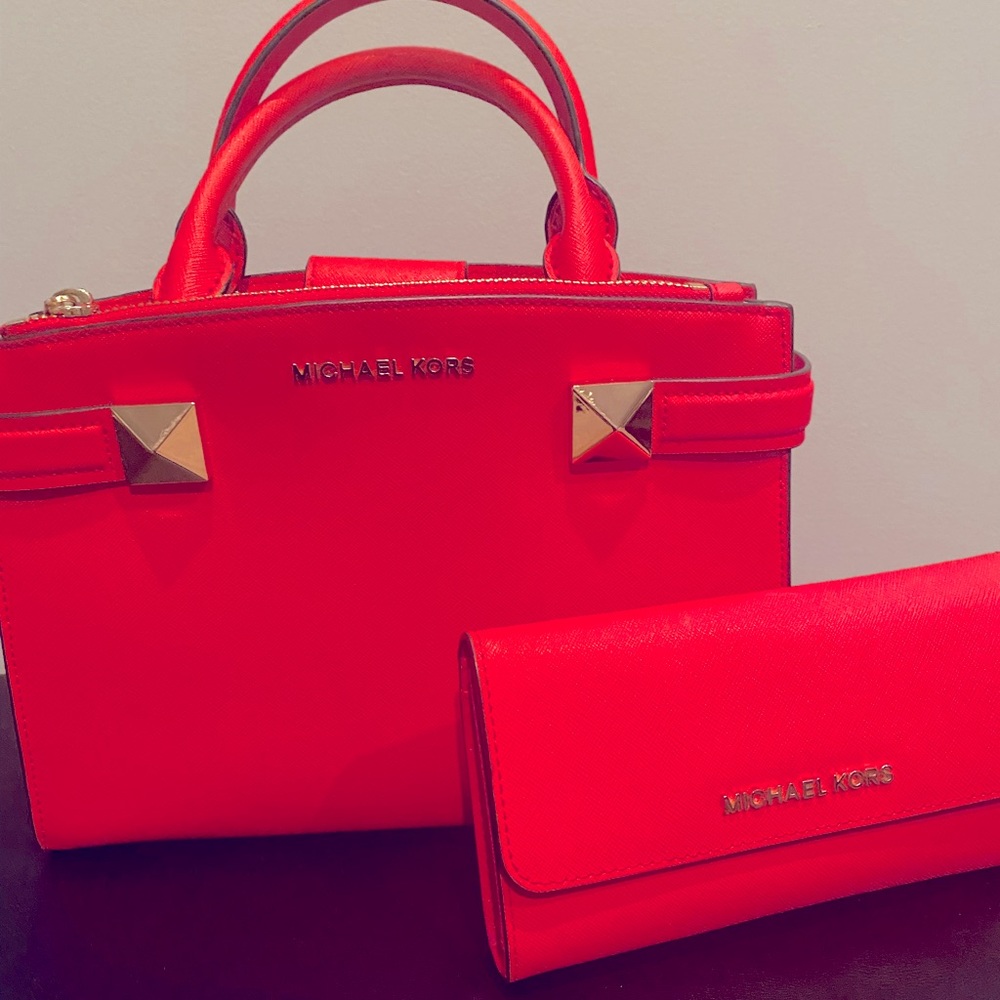 MK purse and wallet combo
